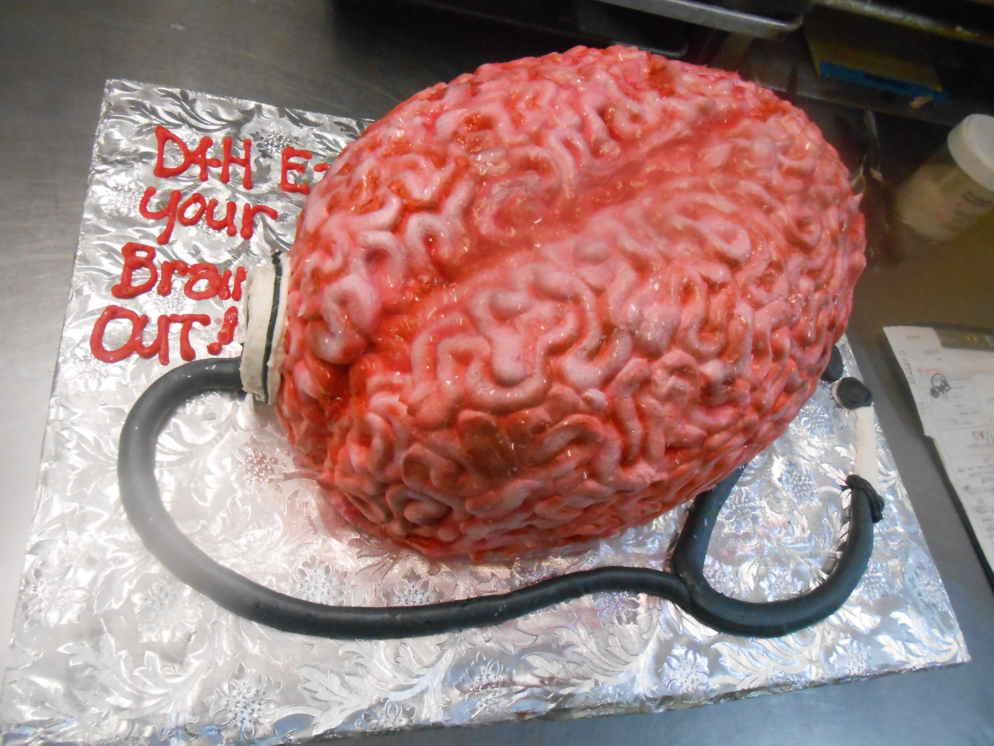 3D sculpted brain cake